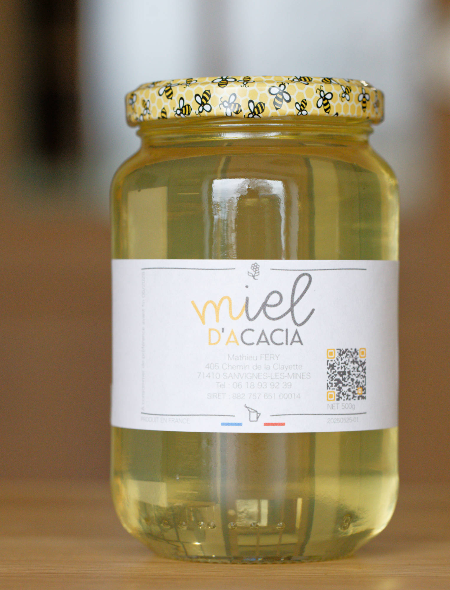 Pot de miel d'acacia